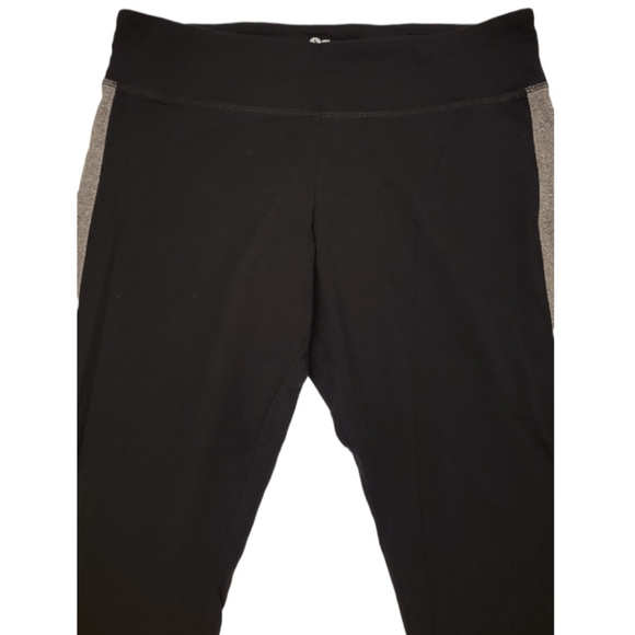 SO cropped athletic leggings size XL - Picture 4 of 9